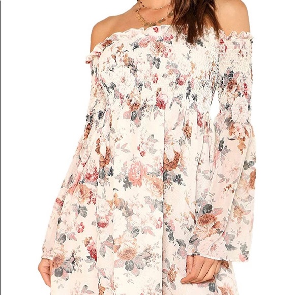 Floral Print Off Shoulder Trumpet Sleeve Dress - Picture 4 of 7